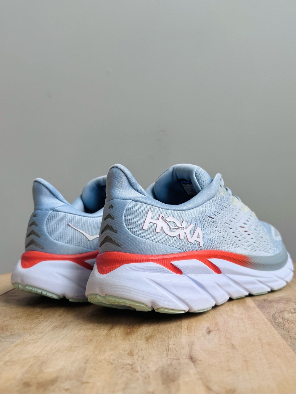 Hoka One Clifton 8 Womens Size 9 Blue Fog White Running Walking Shoes Sneakers - Picture 3 of 10